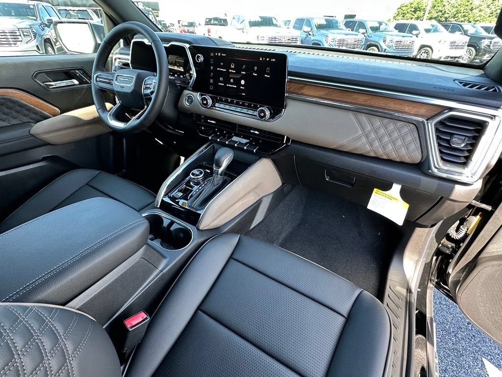 New 2026 GMC Canyon Denali AWD/4WD image 13
