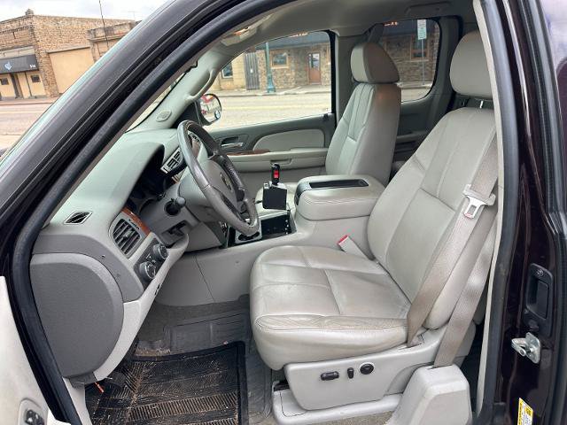 Used 2008 Chevrolet Silverado 2500 LTZ w/ Safety Package AWD/4WD image 13