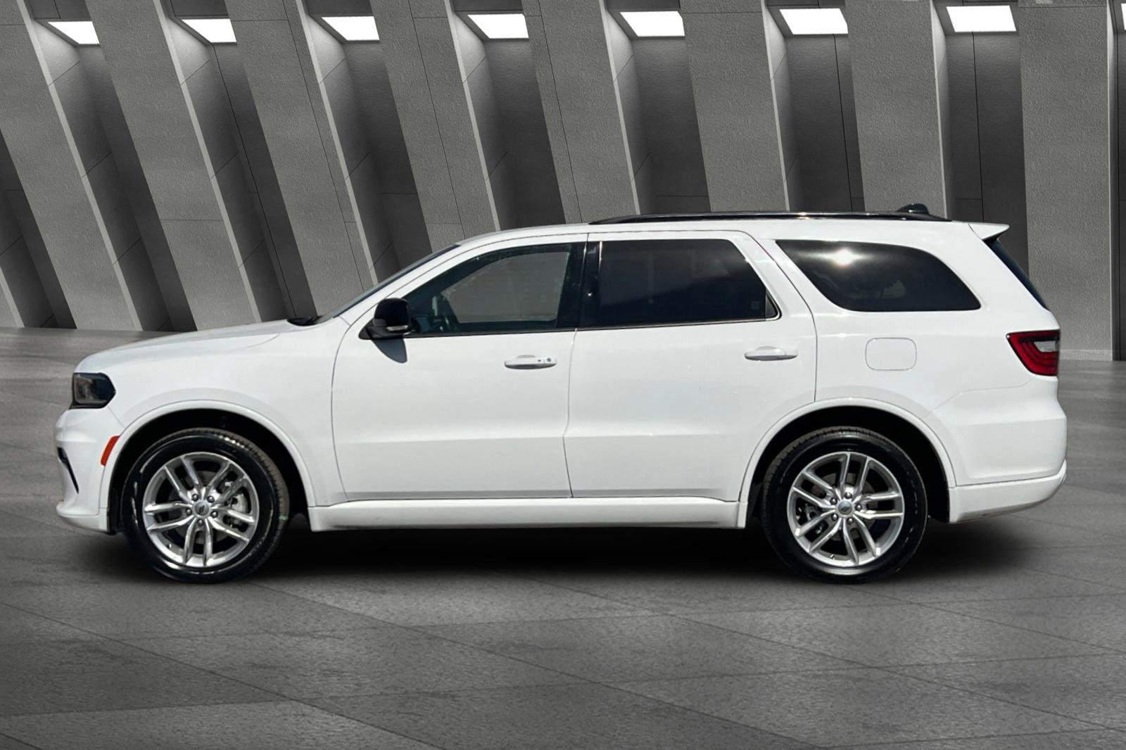 Used 2023 Dodge Durango GT image 7