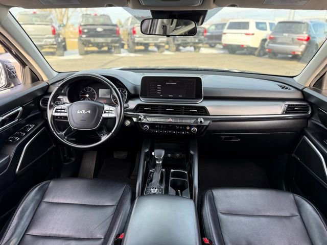 Used 2022 Kia Telluride LX video 2