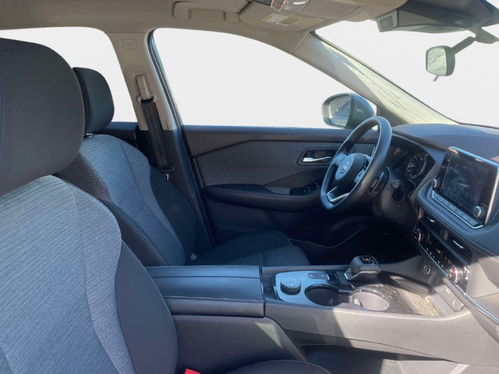 Used 2023 Nissan Rogue SV AWD/4WD image 10