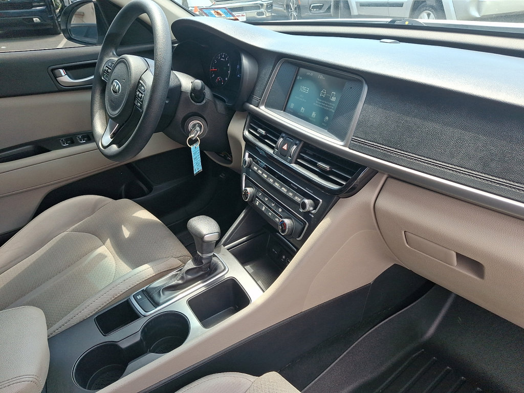 Used 2018 Kia Optima LX FWD image 16