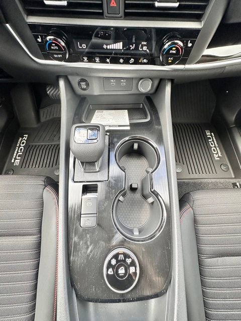 New 2026 Nissan Rogue Rock Creek image 17