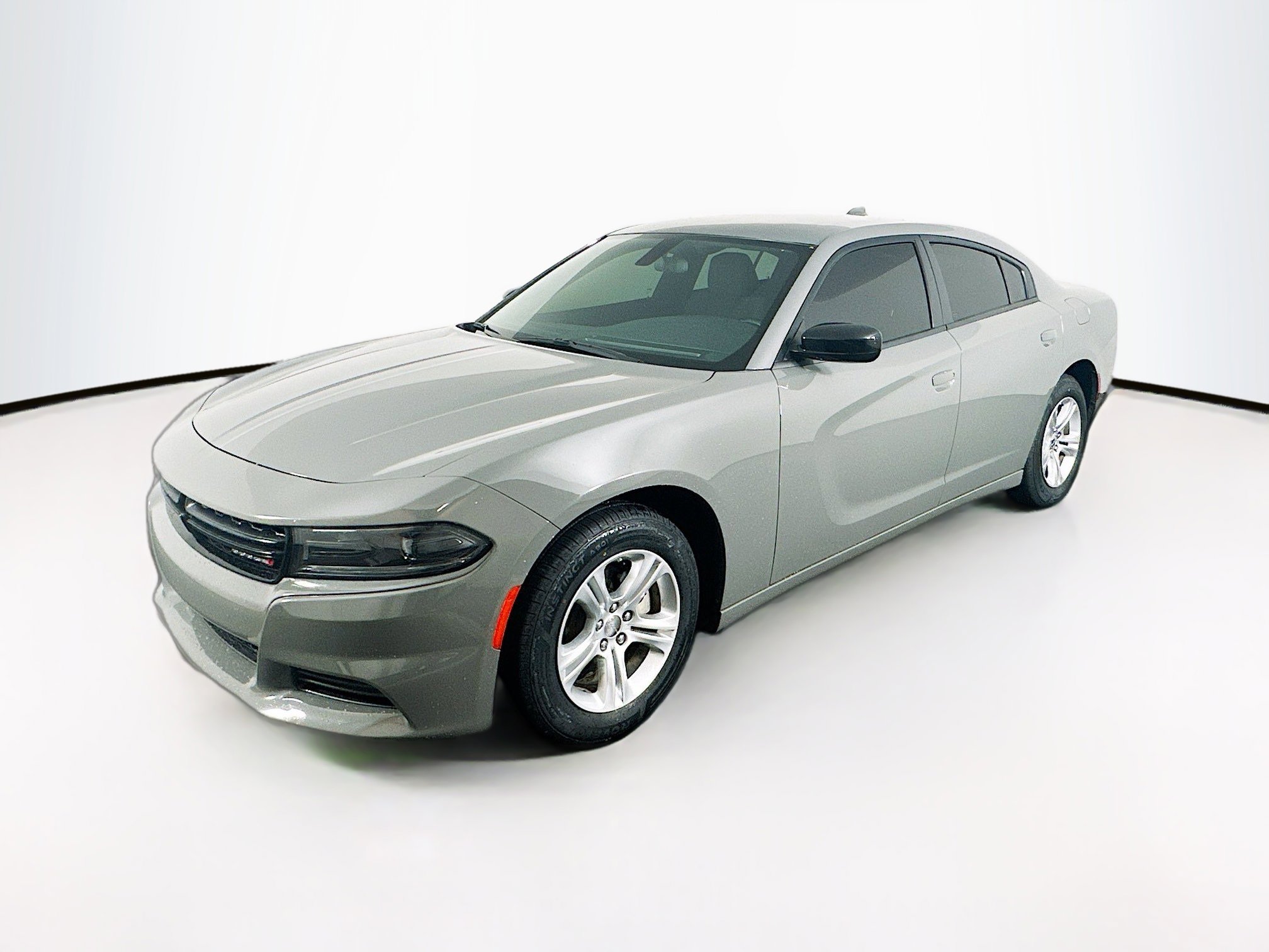 Used 2023 Dodge Charger SXT RWD image 3