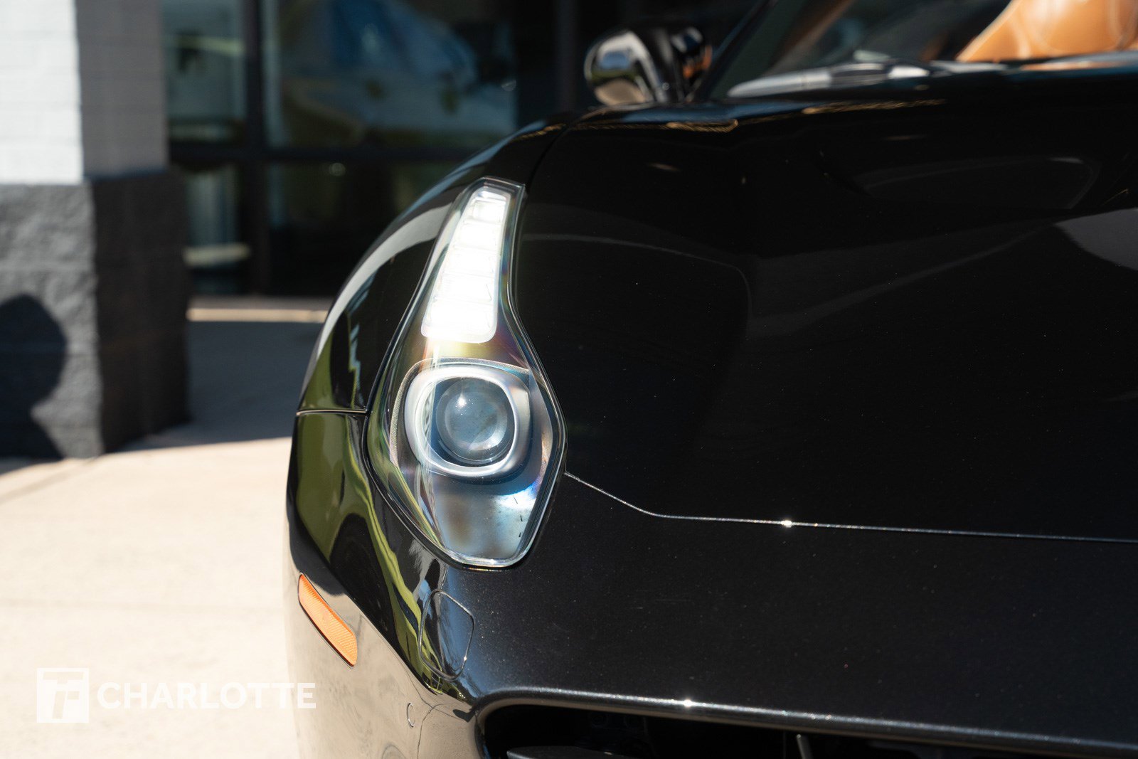 Used 2016 Ferrari California T image 3