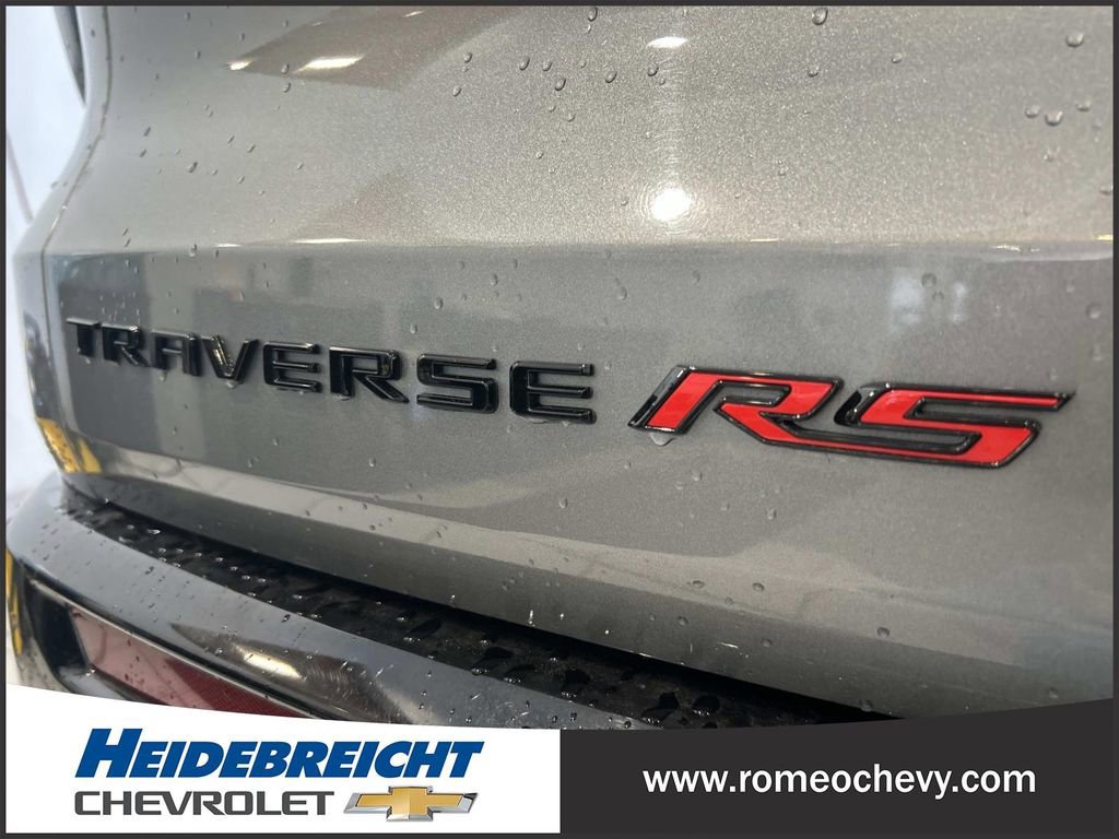 Used 2024 Chevrolet Traverse RS w/ LPO, Floor Liner Package image 40