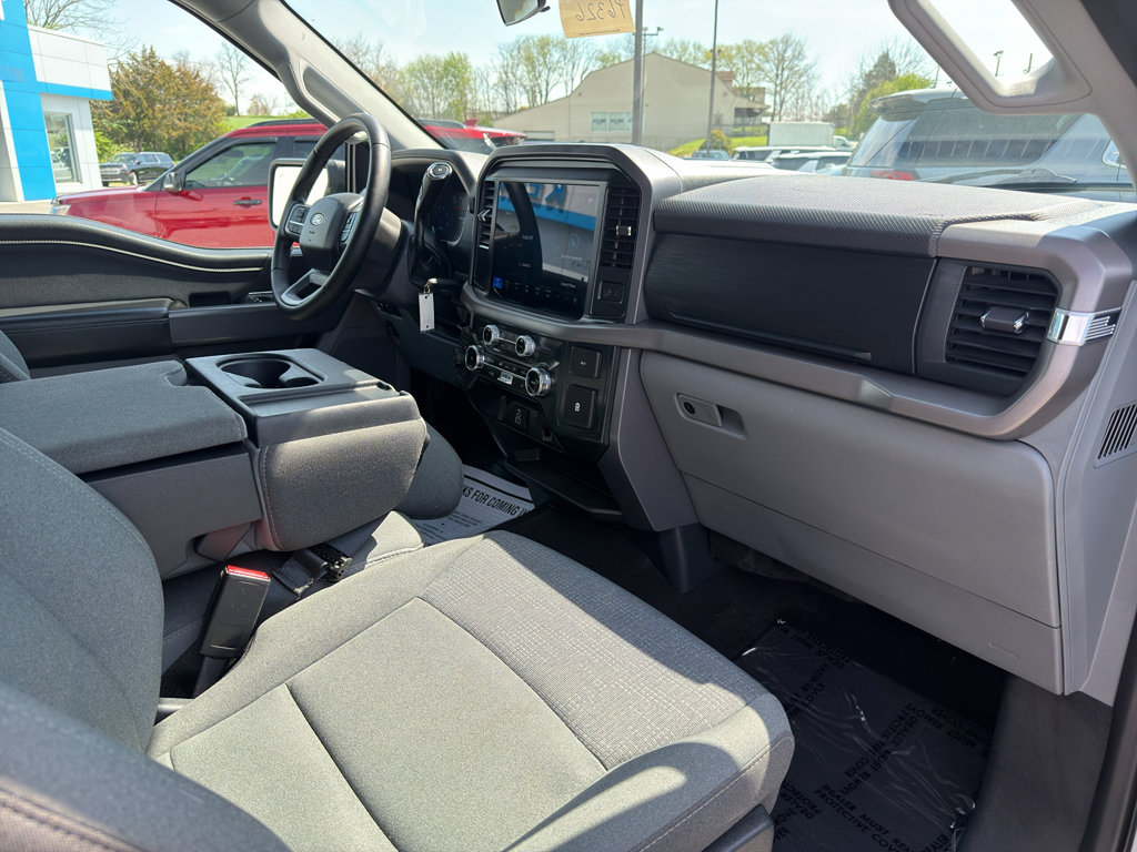 Used 2025 Ford F150 XLT w/ Equipment Group 301A Standard AWD/4WD image 12