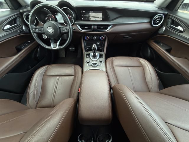 Used 2021 Alfa Romeo Stelvio Ti w/ Premium Package AWD/4WD image 13