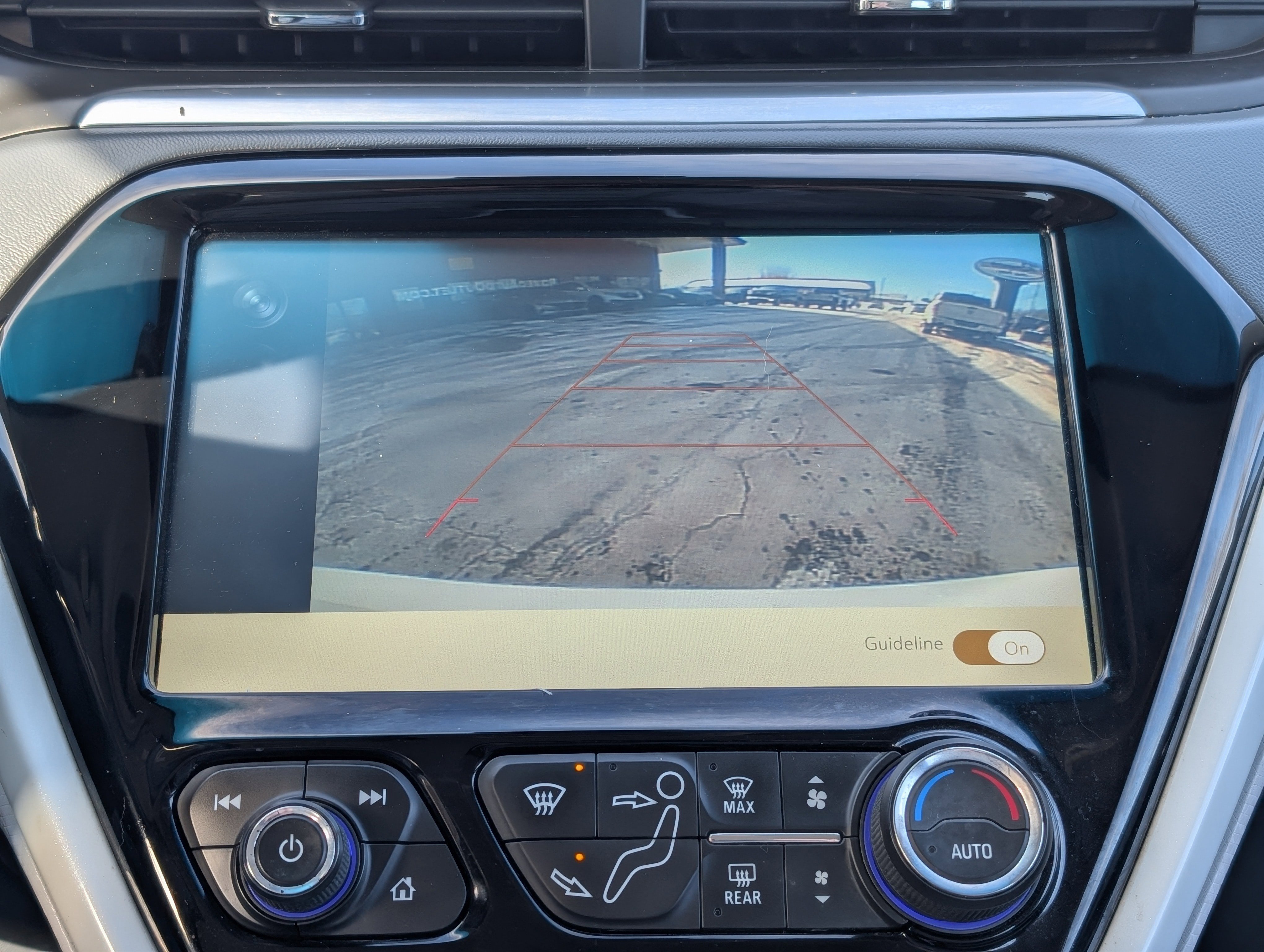 Used 2017 Chevrolet Bolt LT image 3