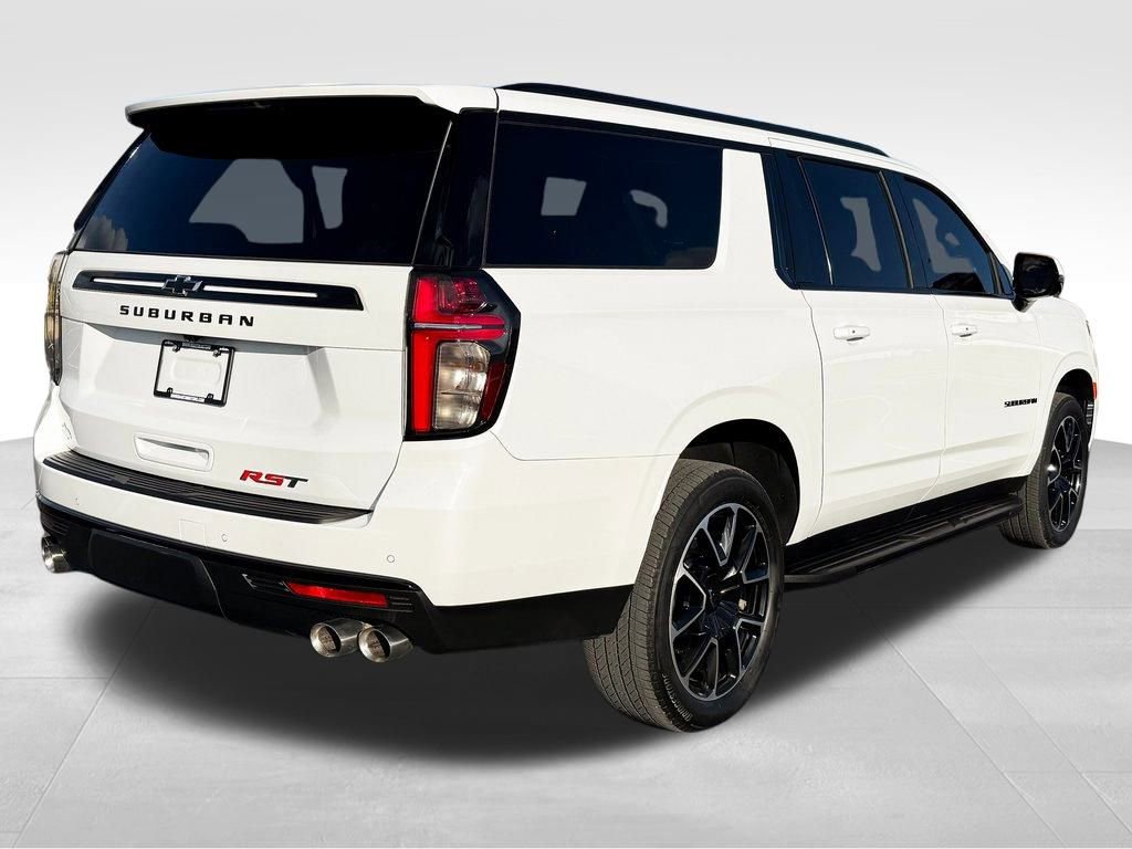 Used 2024 Chevrolet Suburban RST image 7