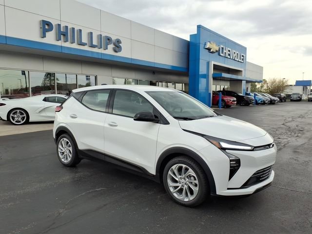 New 2027 Chevrolet Bolt LT FWD image 1