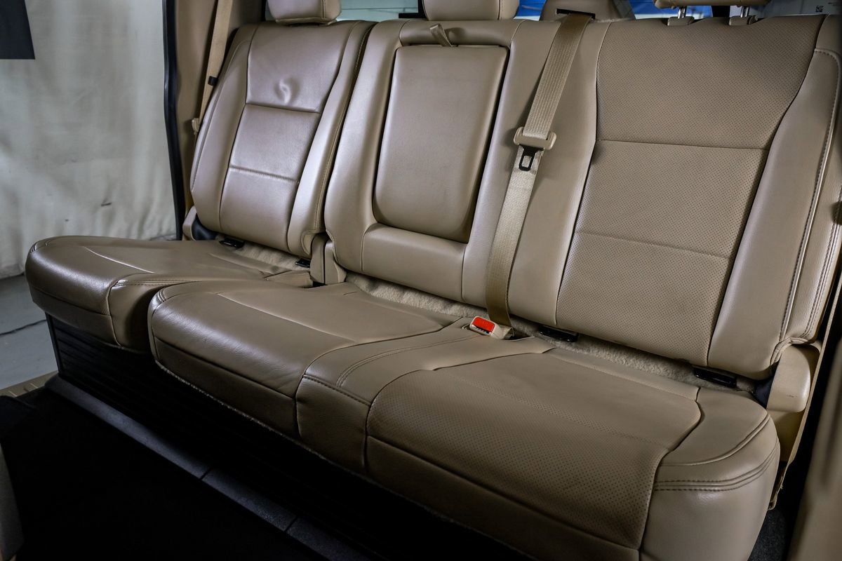 Used 2017 Ford F250 Lariat w/ Chrome Package image 31