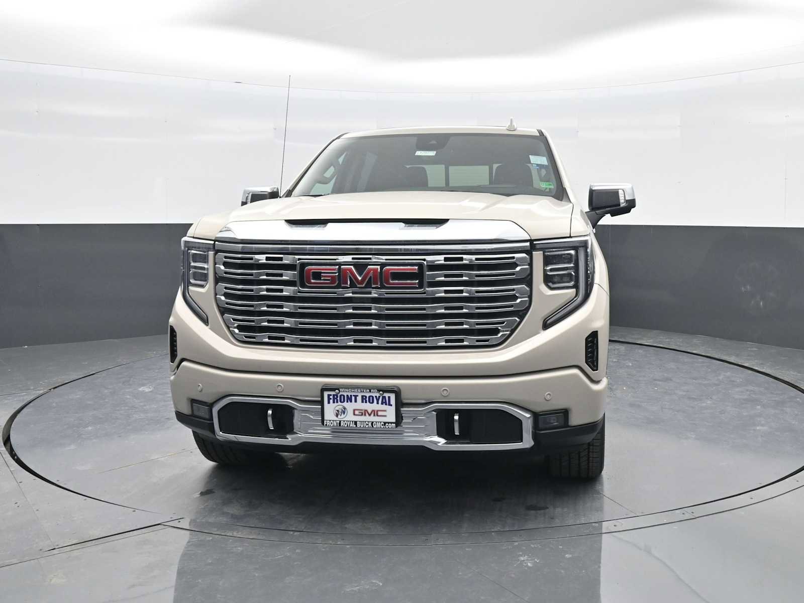 New 2026 GMC Sierra 1500 Denali AWD/4WD image 3