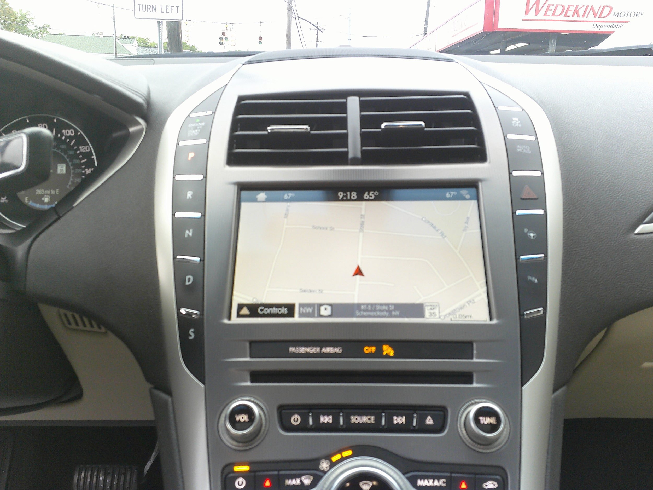 Used 2017 Lincoln MKZ Select w/ Technology Package FWD image 21