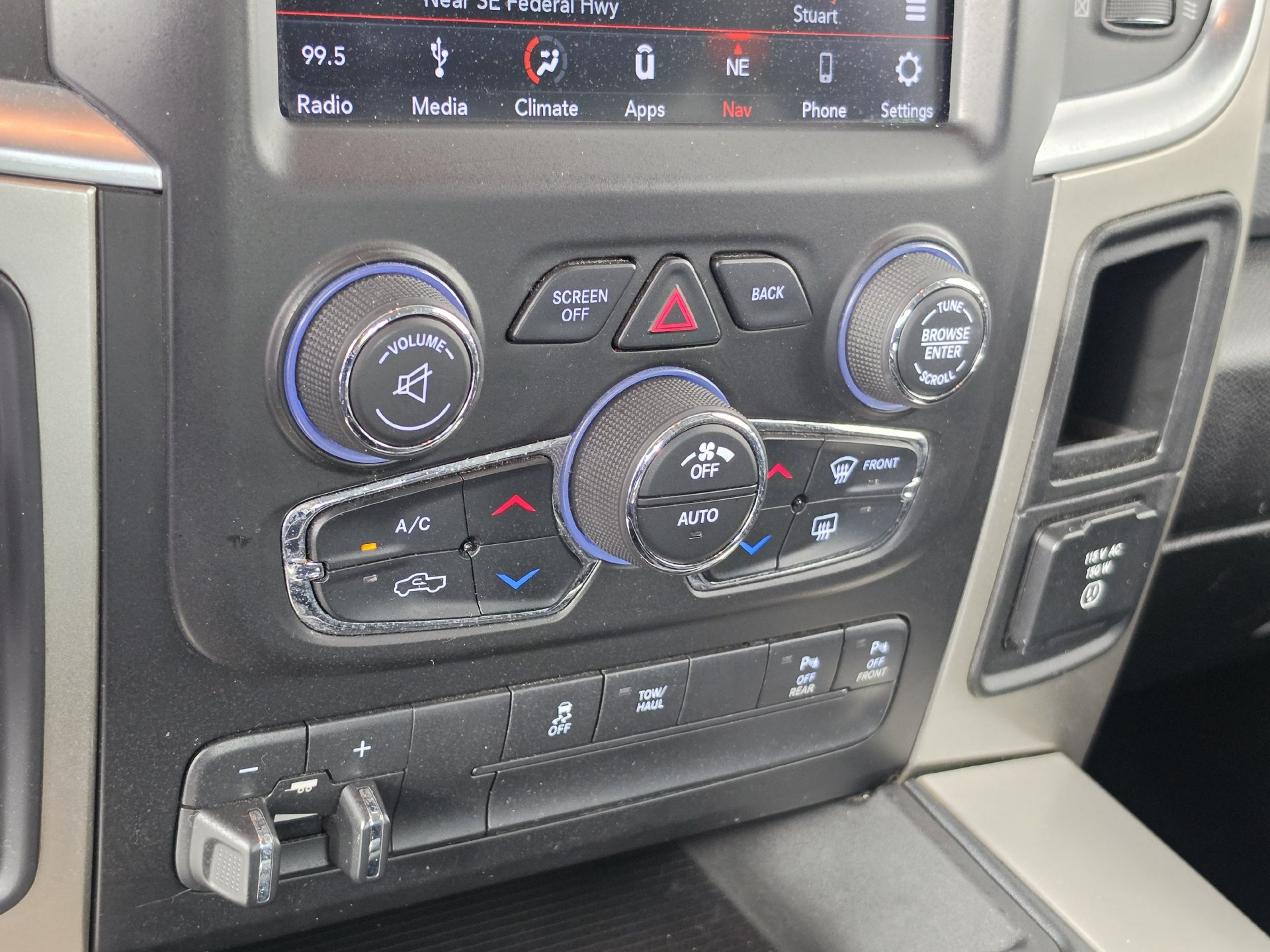 Used 2018 RAM 2500 Big Horn AWD/4WD image 21