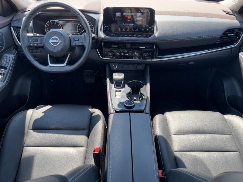 Used 2023 Nissan Rogue SL w/ SL Premium Package image 11