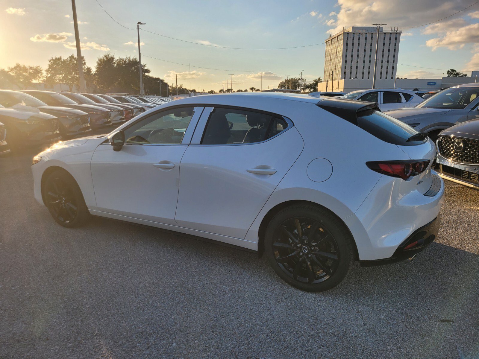 New 2026 MAZDA MAZDA3 2.5 S Hatchback w/ Premium Pkg FWD image 10