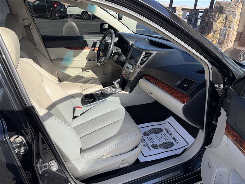 Used 2010 Subaru Legacy 3.6R Limited w/ Appearance Package 1G image 10