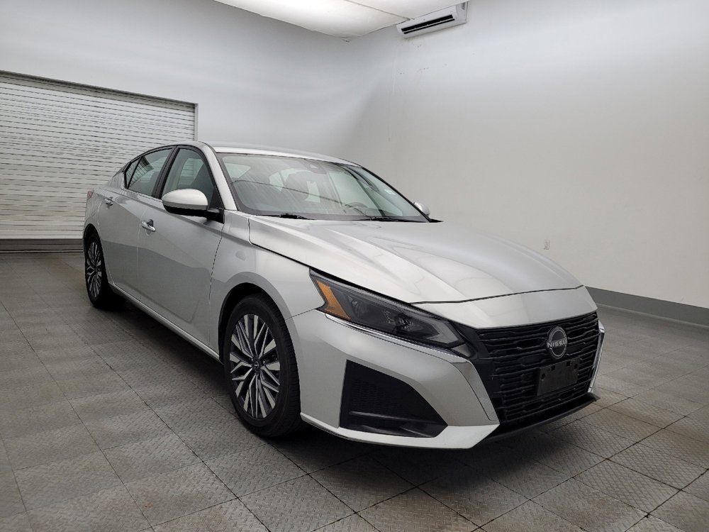 Used 2023 Nissan Altima 2.5 SV image 13