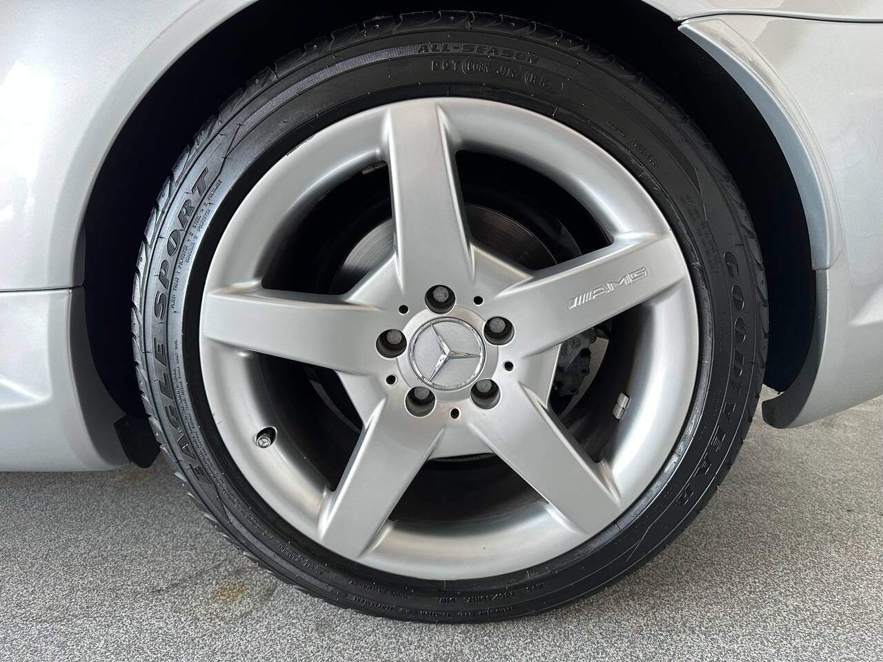 Used 2005 Mercedes-Benz SLK 350 image 25