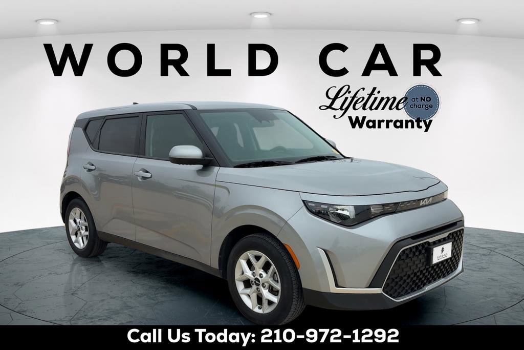 Used 2023 Kia Soul LX w/ LX Technology Package