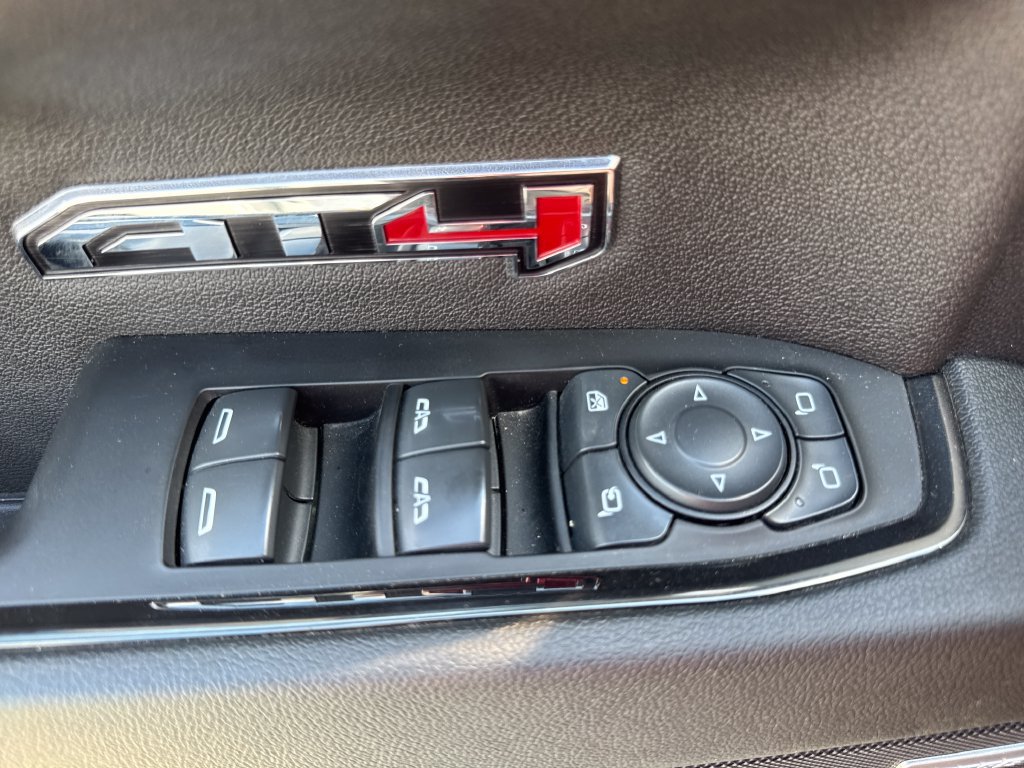 Used 2023 GMC Sierra 1500 AT4 AWD/4WD image 19