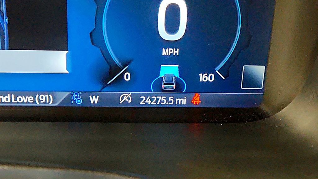 Used 2023 Ford Expedition Limited image 16