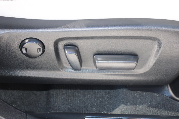 Used 2022 Lexus RX 450h AWD w/ Premium Package image 21