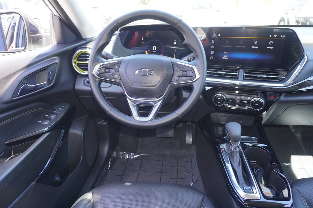 Used 2026 Chevrolet Trax ACTIV w/ Driver Confidence Package FWD image 9