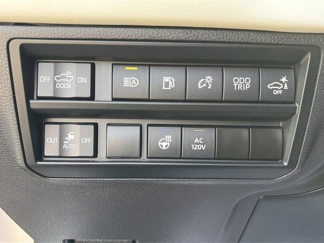 Used 2024 Toyota Tundra Capstone image 18
