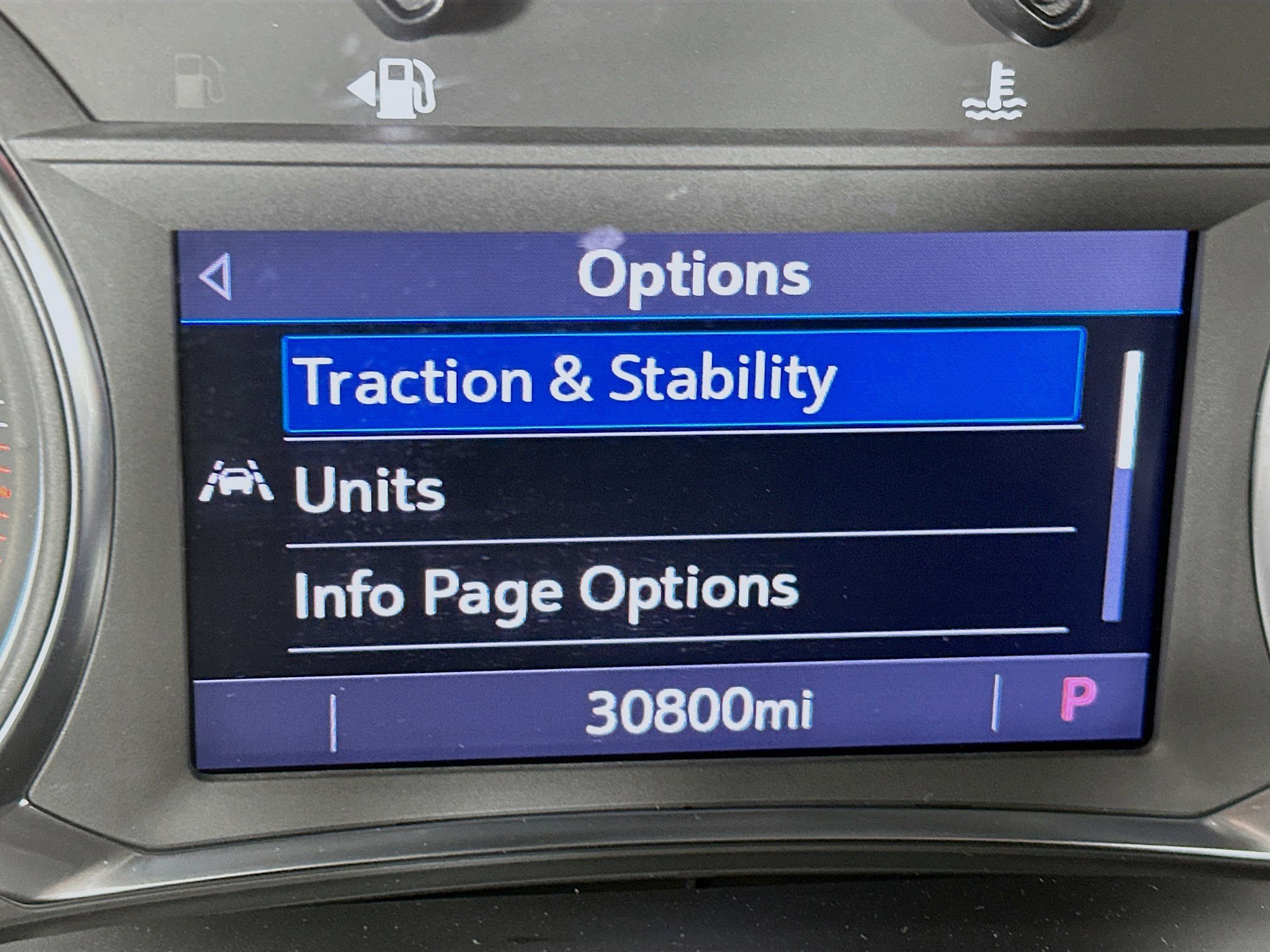 Used 2023 Chevrolet Traverse LT image 19