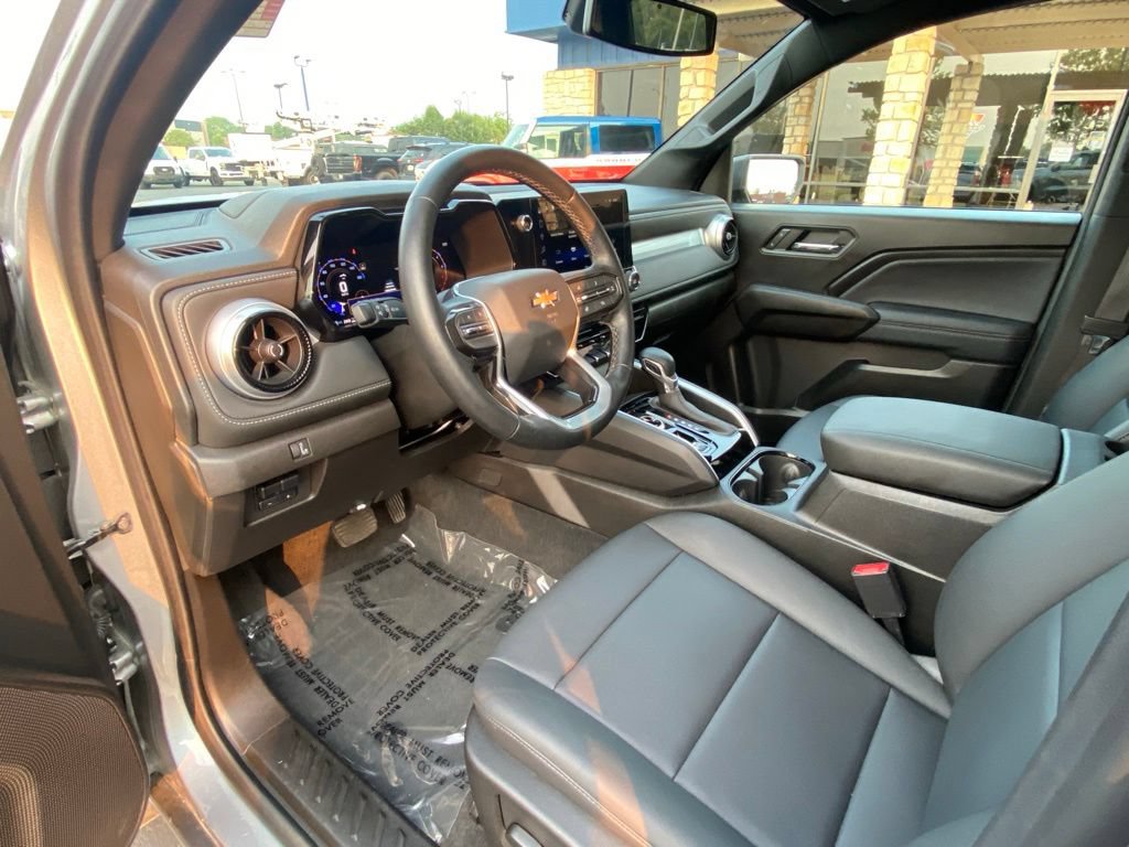 Used 2024 Chevrolet Colorado LT w/ LT Convenience Package III AWD/4WD image 21