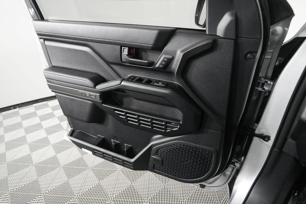 Used 2025 Toyota 4Runner TRD Sport Premium image 12