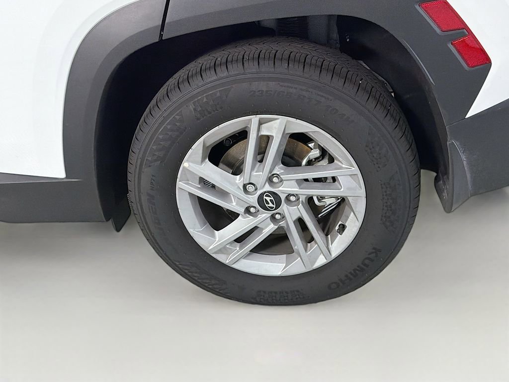 Used 2025 Hyundai Tucson SE FWD image 31