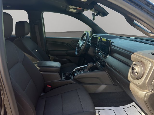 Used 2024 Chevrolet Colorado Trail Boss w/ Safety Package AWD/4WD image 18