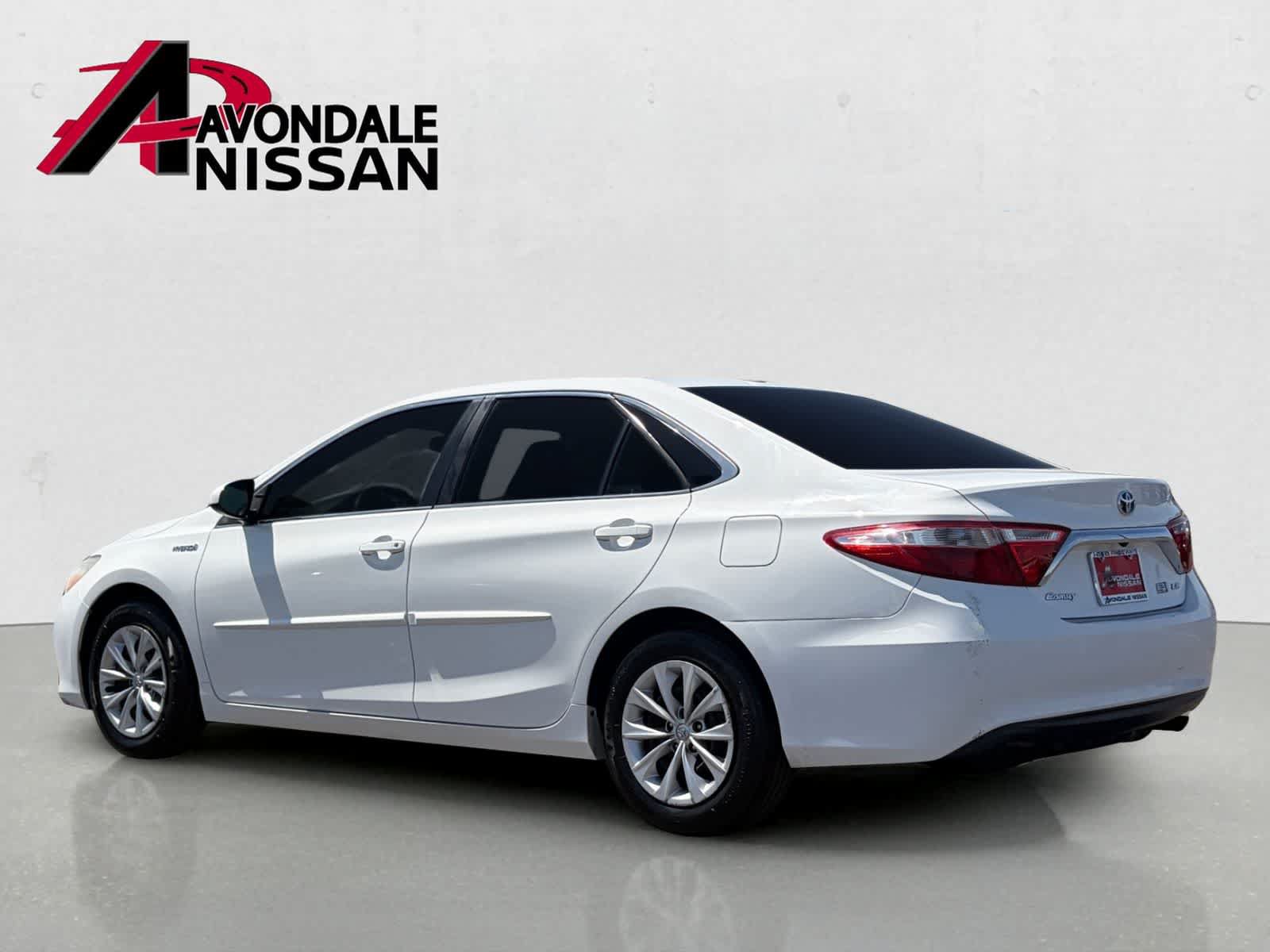 Used 2017 Toyota Camry LE FWD image 3