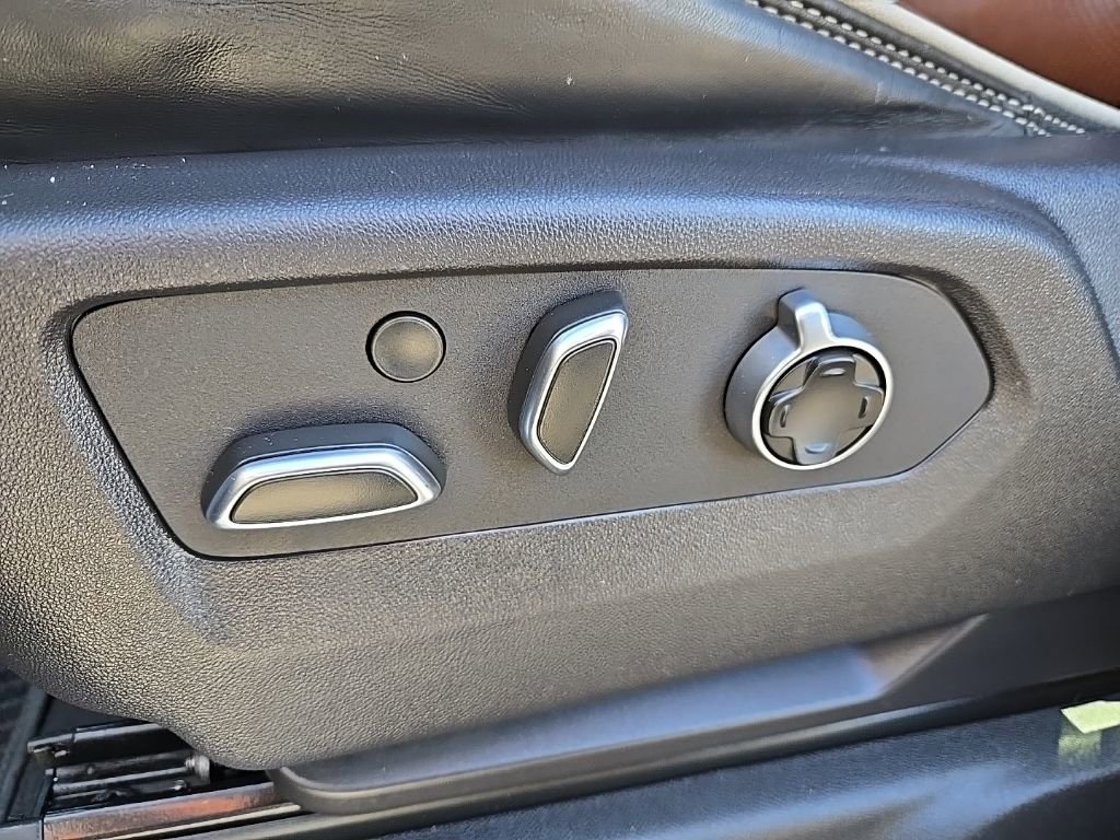 Used 2024 GMC Sierra 2500 Denali Ultimate image 13