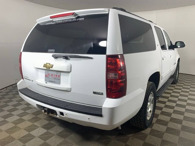 Used 2009 Chevrolet Suburban LT AWD/4WD image 14