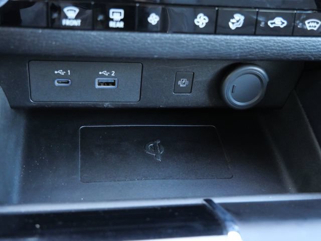 Used 2024 Mitsubishi Outlander SE AWD/4WD image 26
