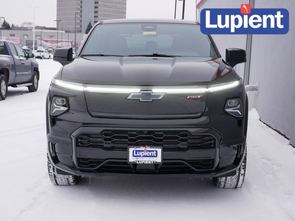 Used 2024 Chevrolet Silverado EV RST image 10