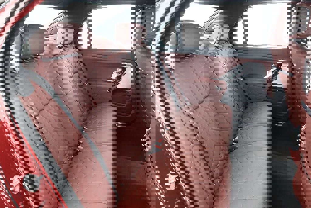 Used 2024 BMW i7 eDrive50 image 26