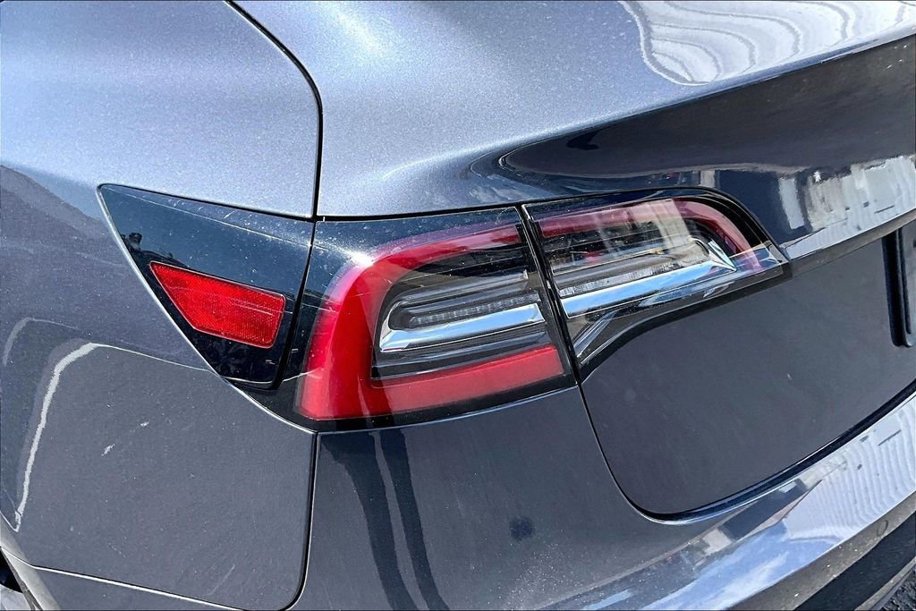 Used 2022 Tesla Model 3 Long Range image 22