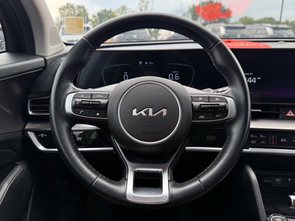 Used 2023 Kia Sportage EX FWD image 13