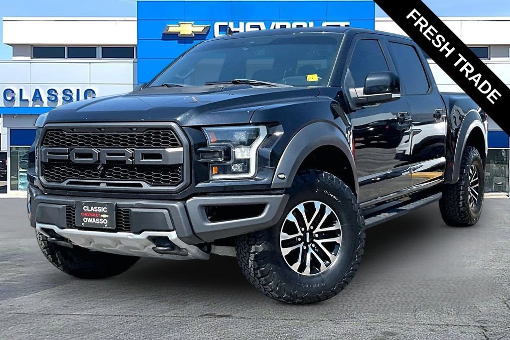 Used 2019 Ford F150 Raptor w/ Equipment Group 802A Luxury AWD/4WD image 2
