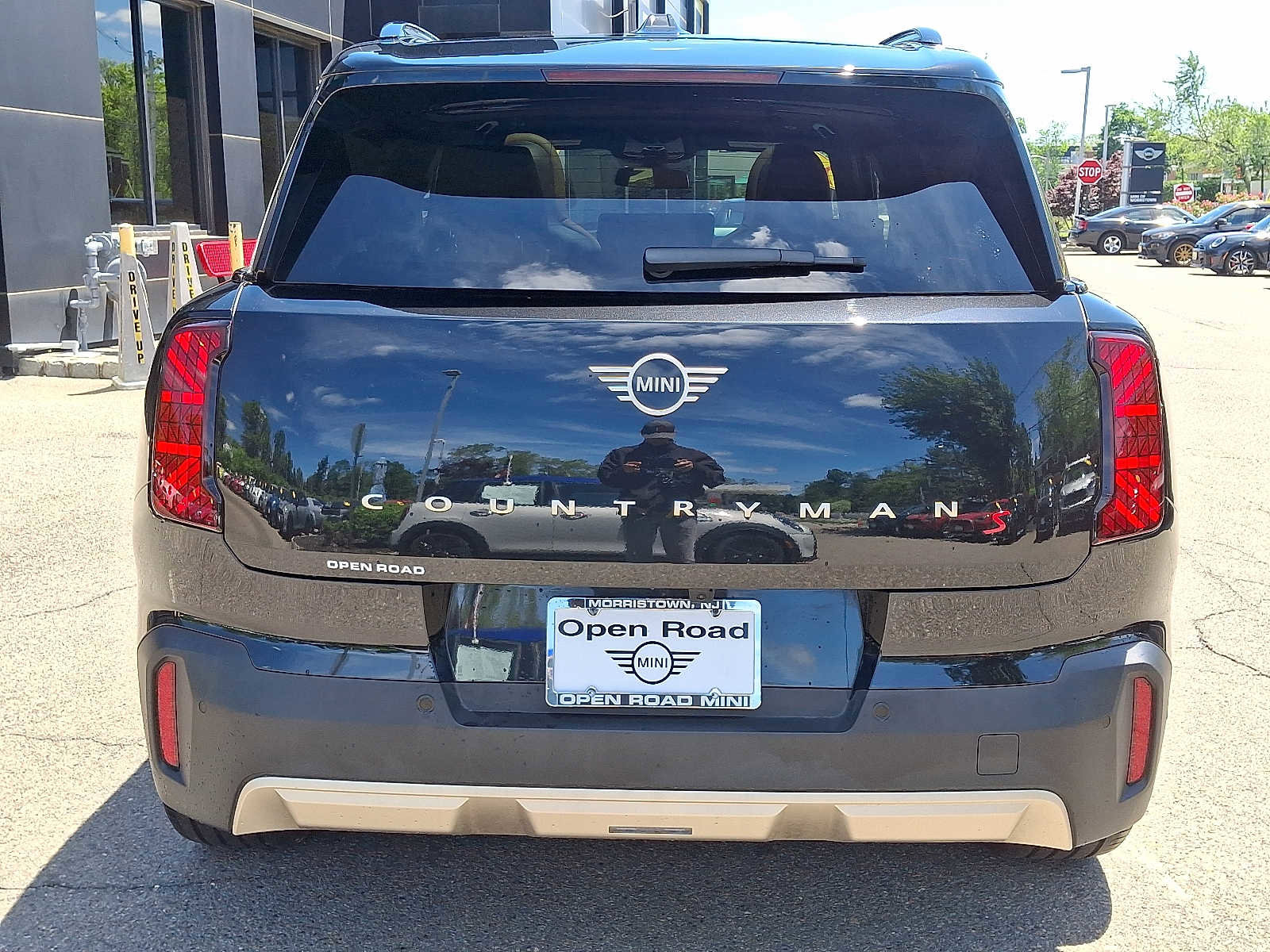 Certified 2025 MINI Cooper Countryman S w/ Comfort Package Max image 5