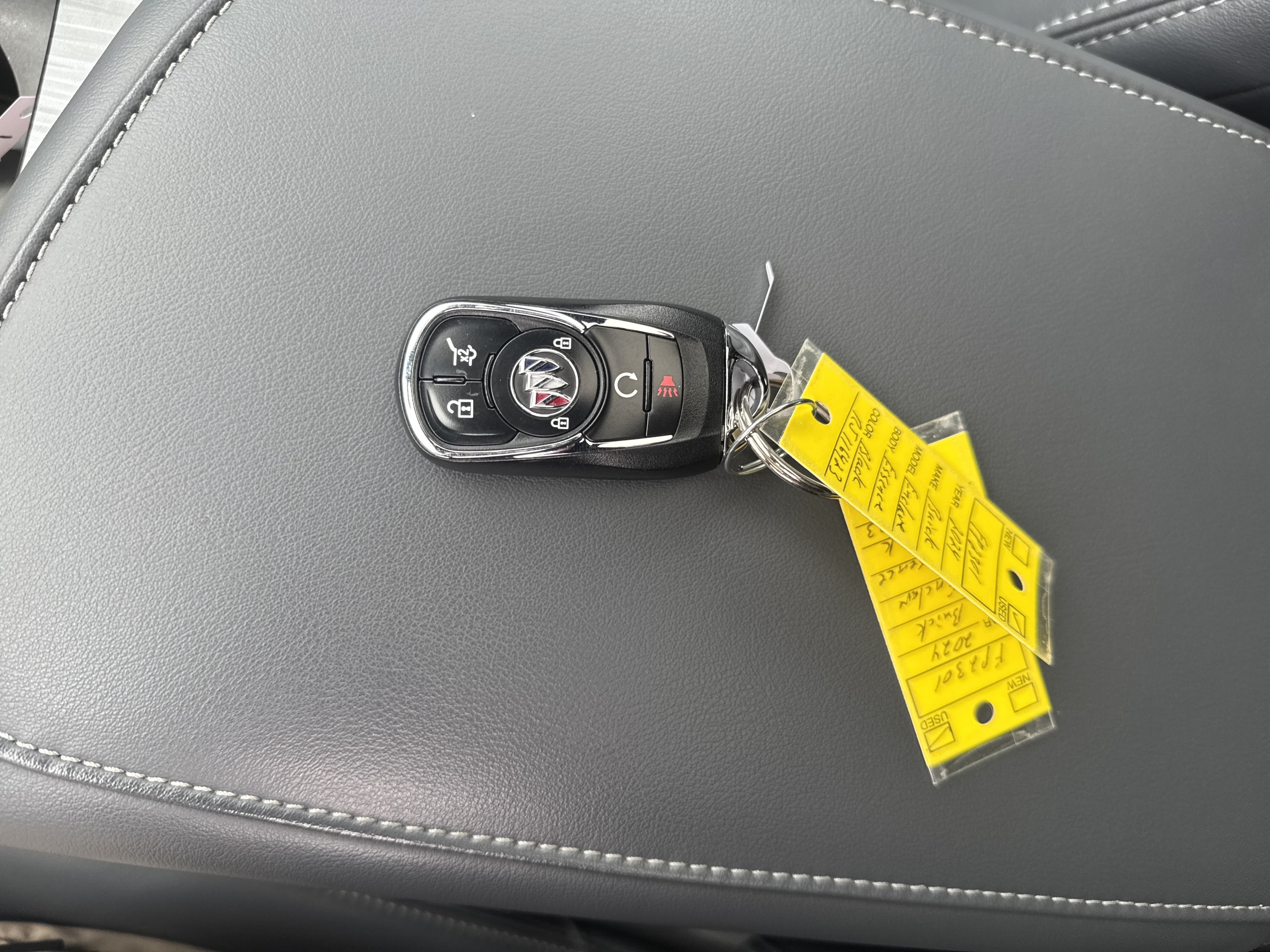 Used 2024 Buick Enclave Essence w/ Experience Buick Package AWD/4WD image 30
