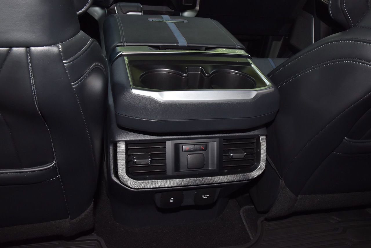 Used 2024 Ford F150 Platinum w/ Equipment Group 702A High AWD/4WD image 18