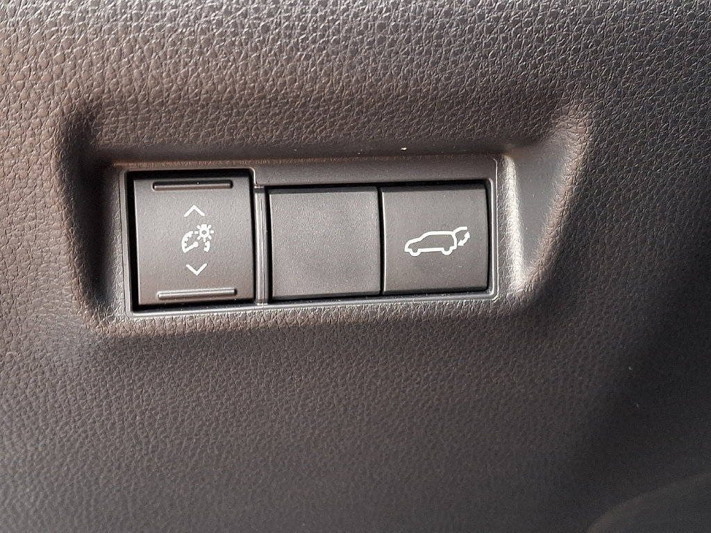 Certified 2026 Toyota RAV4 SE AWD/4WD image 29