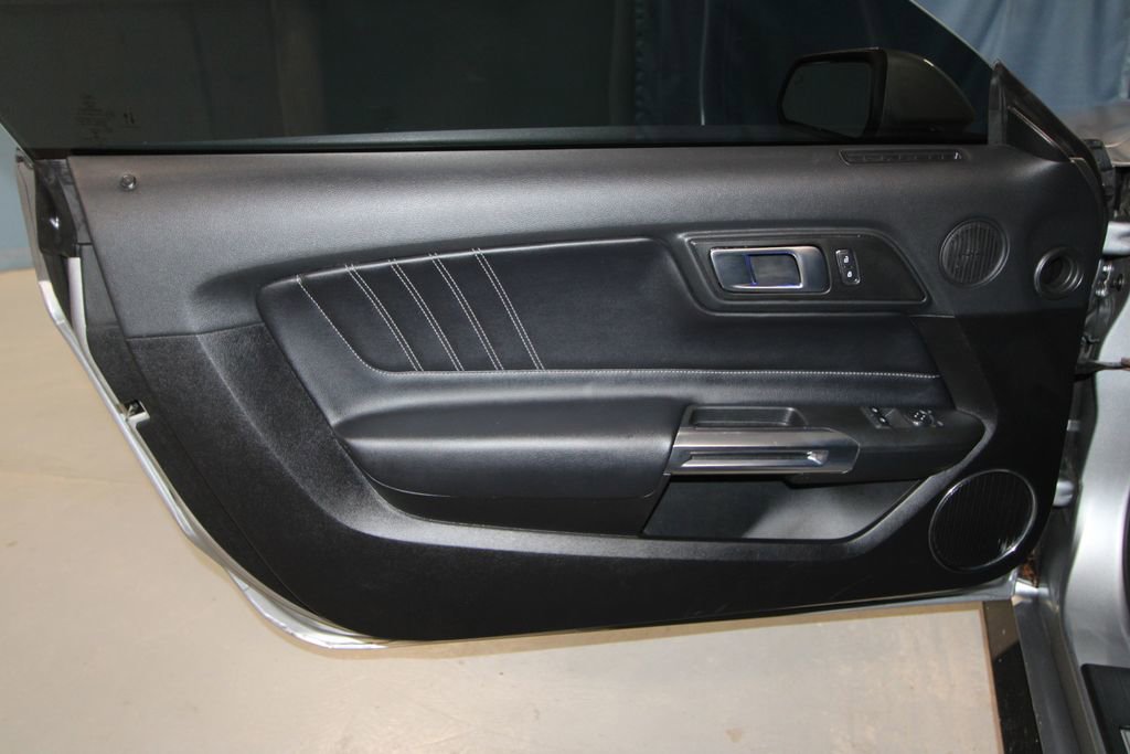 Used 2021 Ford Mustang GT Premium w/ GT Performance Package image 5