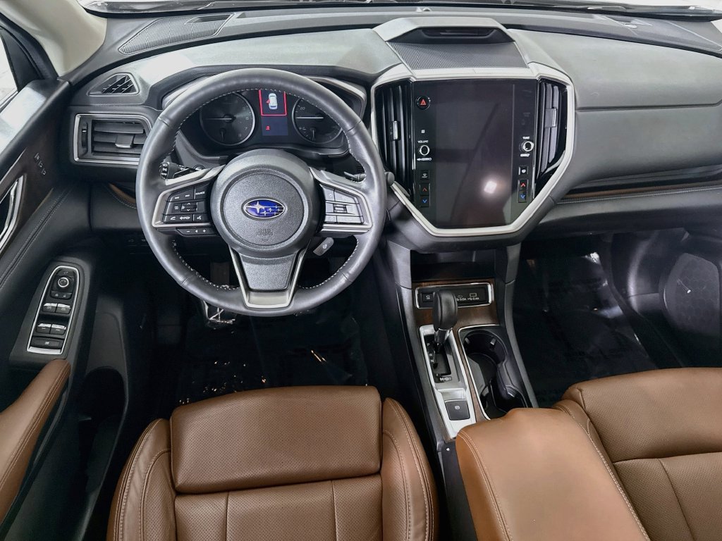 Certified 2025 Subaru Ascent Touring AWD/4WD image 4